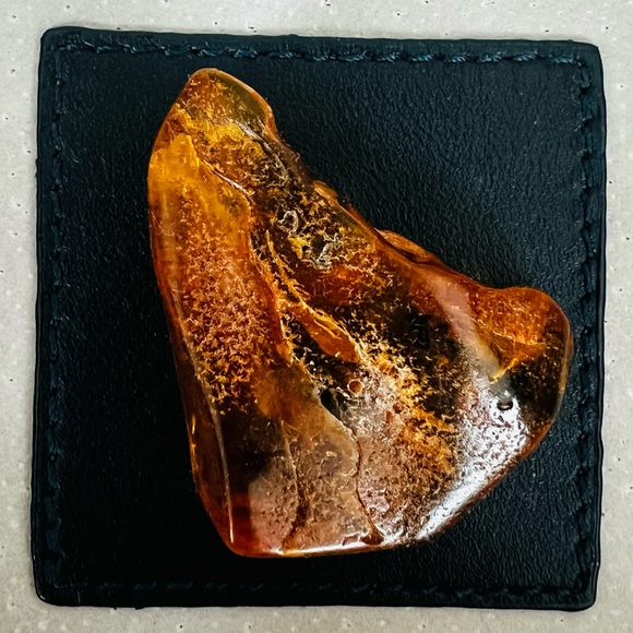 Baltic Amber Gemstone - Picture 3 of 8